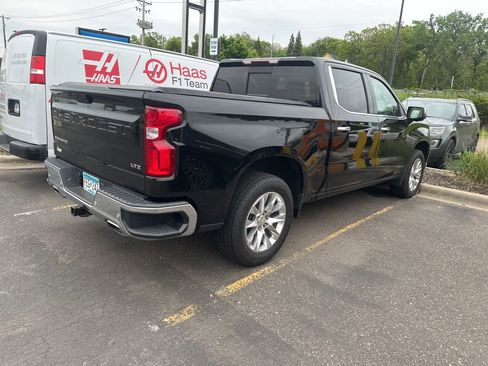 Used 2020 Chevrolet Silverado 1500 LTZ AWD/4WD image 4