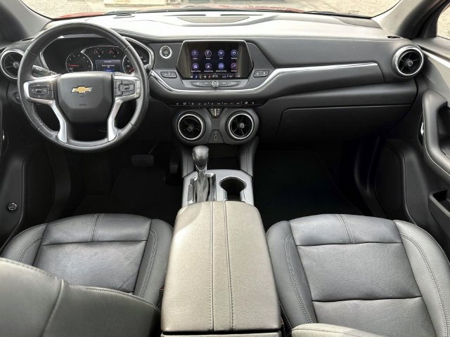 Used 2022 Chevrolet Blazer LT FWD image 14