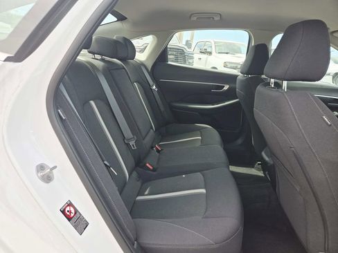 Used 2023 Hyundai Sonata SEL FWD image 14