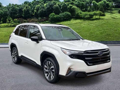 Used 2026 Subaru Forester Touring AWD/4WD image 7