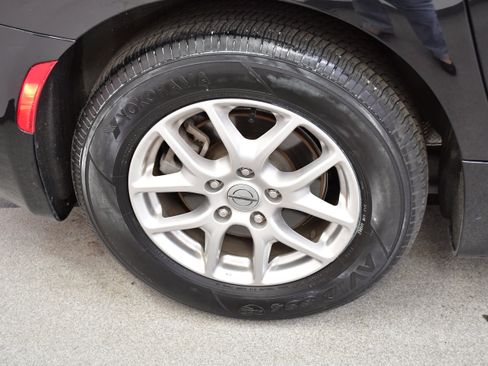 Used 2025 Chrysler Pacifica Select FWD image 39