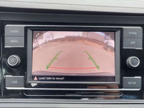 Used 2019 Volkswagen Jetta R-Line image 21