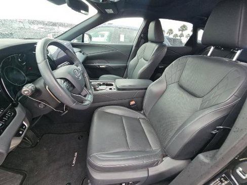 Used 2023 Lexus RX 350 Premium w/ Cold Area Package FWD image 4