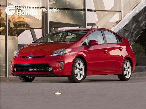 Used 2015 Toyota Prius Persona Series FWD image 1