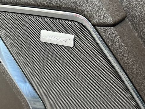 Used 2024 GMC Sierra 1500 SLT AWD/4WD image 19