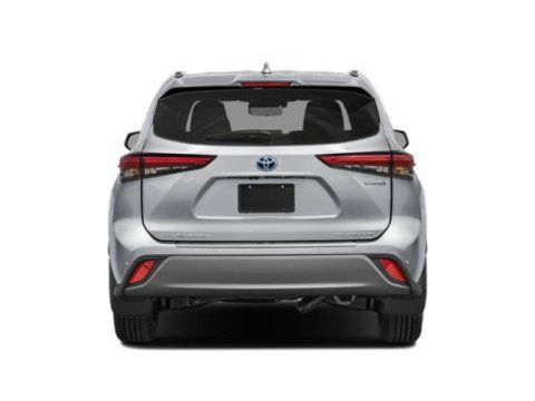 New 2026 Toyota Highlander Platinum AWD/4WD image 8