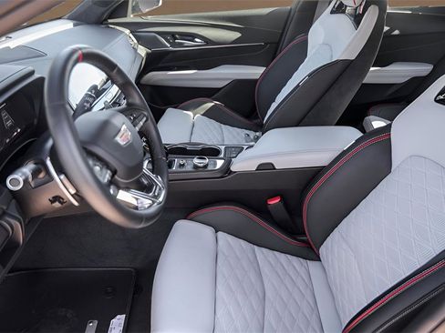 Certified 2024 Cadillac CT4 V Blackwing w/ Driver Assist Package image 9