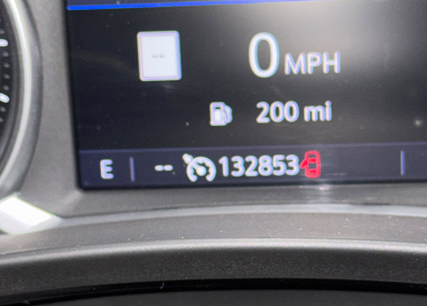 Used 2021 GMC Terrain Denali w/ GMC Pro Grade Package AWD/4WD image 4