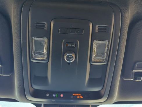 Used 2024 Chevrolet Tahoe LT image 10