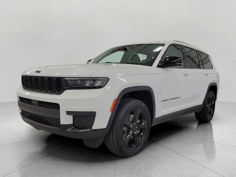 Used 2021 Jeep Grand Cherokee L Laredo AWD/4WD image 13