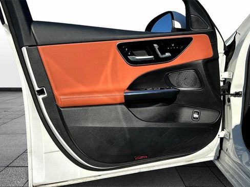 Certified 2025 Mercedes-Benz C 300 4MATIC Sedan image 24