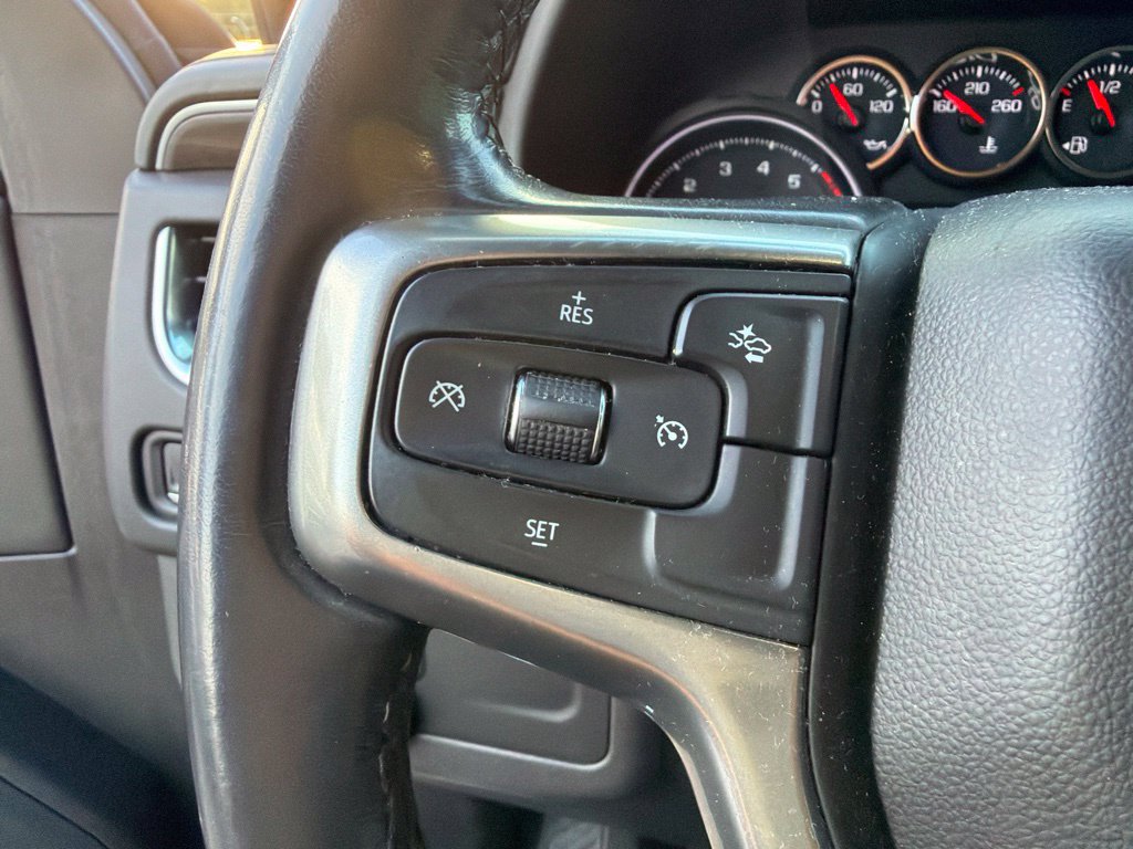Used 2021 Chevrolet Suburban LT w/ Rear Media and Nav Package RWD image 25
