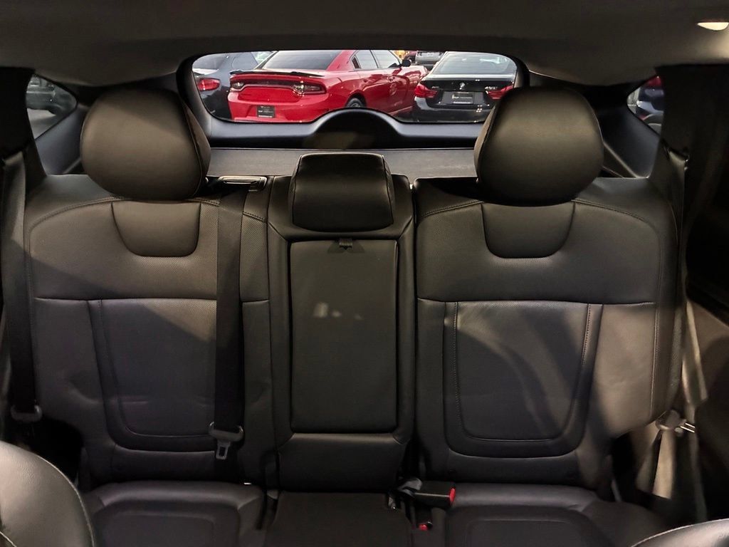 Certified 2024 Hyundai Tucson Limited AWD/4WD image 15