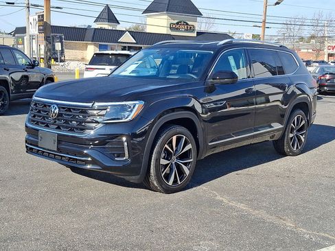 New 2026 Volkswagen Atlas SEL Premium R-Line image 1
