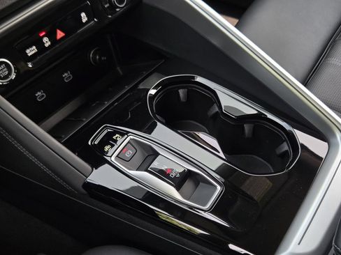 Certified 2025 Audi Q5 Premium Plus w/ Premium Plus AWD/4WD image 25