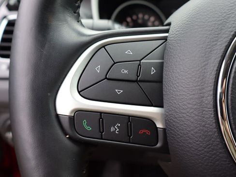 Used 2020 Jeep Compass Latitude image 14