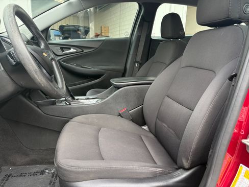 Used 2020 Chevrolet Malibu LT FWD image 14