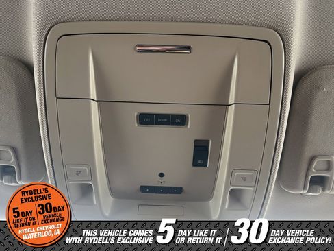 Used 2015 Chevrolet Silverado 2500 High Country w/ Duramax Plus Package image 39