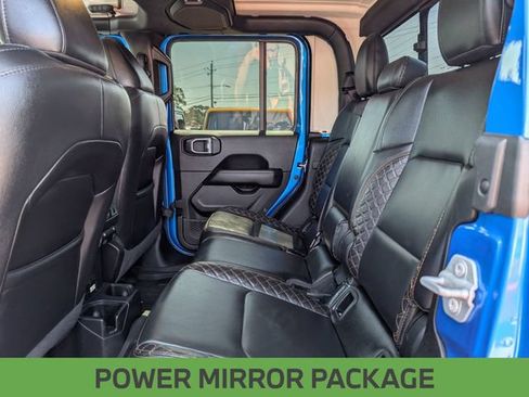 Used 2022 Jeep Gladiator Overland AWD/4WD image 27