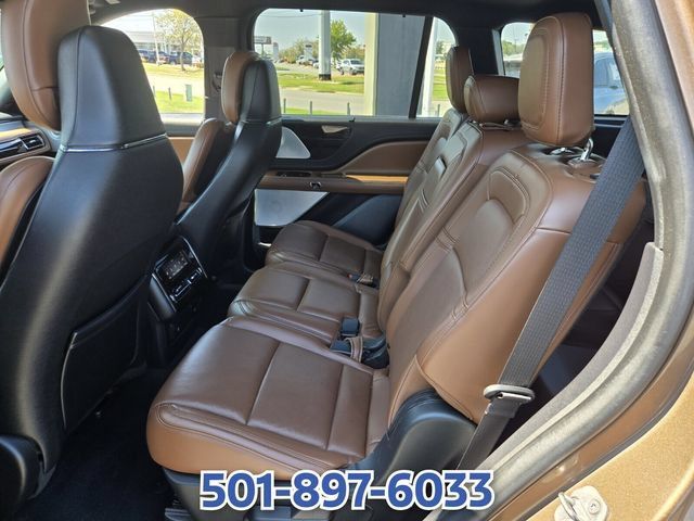 Used 2022 Lincoln Aviator Reserve w/ Equipment Group 201A AWD/4WD image 12