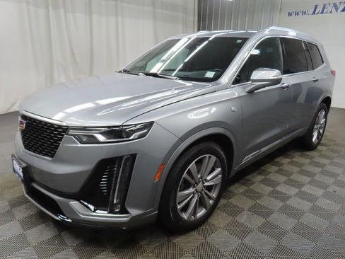 Used 2024 Cadillac XT6 Premium Luxury w/ LPO, Floor Liner Package AWD/4WD image 7