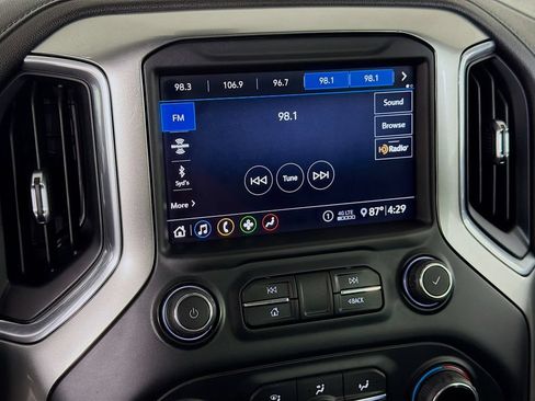 Used 2020 Chevrolet Silverado 1500 LT Trail Boss AWD/4WD image 15
