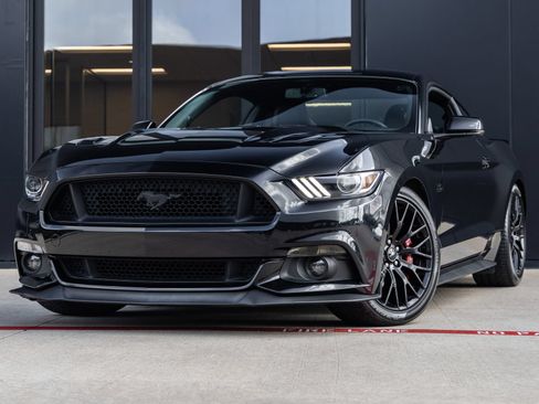 Used 2015 Ford Mustang GT Premium w/ GT Performance Package RWD image 1