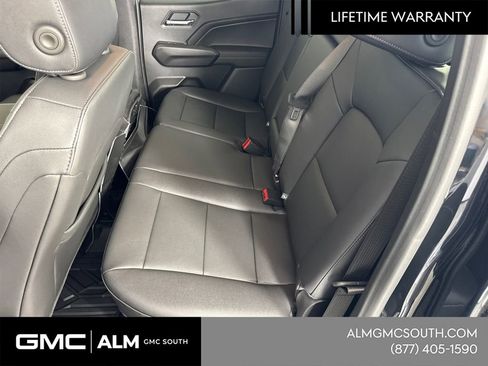 New 2026 GMC Canyon Elevation w/ Convenience Package image 22