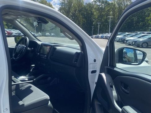 Used 2022 Nissan Frontier S w/ Technology Package image 24