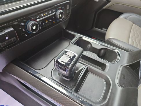 Used 2023 Chevrolet Silverado 1500 ZR2 w/ Technology Package AWD/4WD image 24