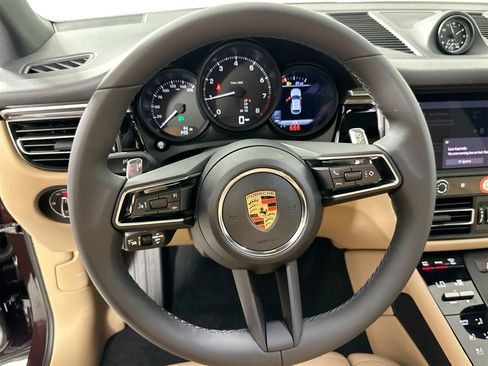 Certified 2026 Porsche Macan image 20