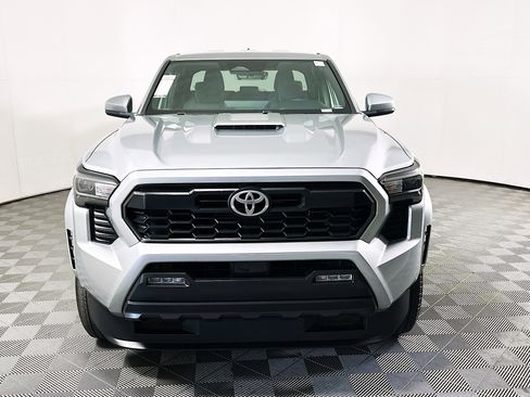 Used 2024 Toyota Tacoma TRD Sport image 8