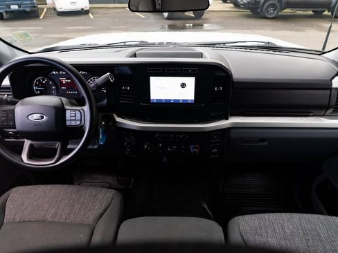 Used 2024 Ford F350 XLT image 8