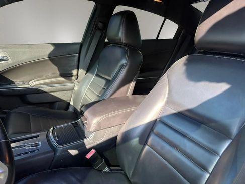 Used 2011 Dodge Charger Rallye RWD image 12