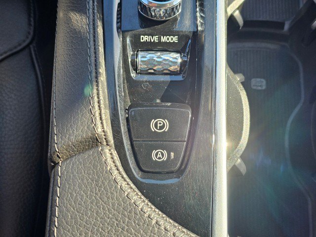 Used 2020 Volvo XC90 T5 Momentum AWD/4WD image 37