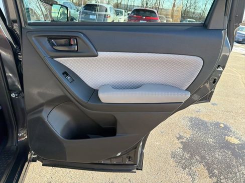 Used 2018 Subaru Forester 2.5i Premium image 25