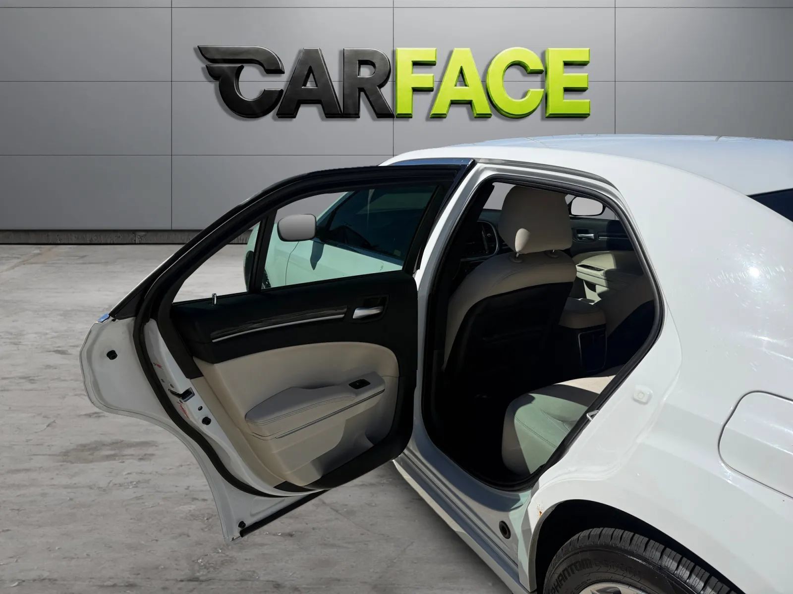 Used 2019 Chrysler 300 Touring AWD/4WD image 18