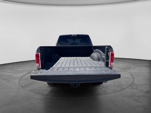Used 2018 RAM 3500 Laramie AWD/4WD image 10