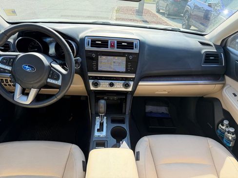Used 2017 Subaru Outback 3.6R Limited AWD/4WD image 21