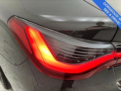 Used 2022 BMW M440i Coupe image 40