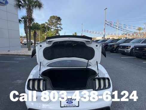 Used 2017 Ford Mustang GT Premium image 30