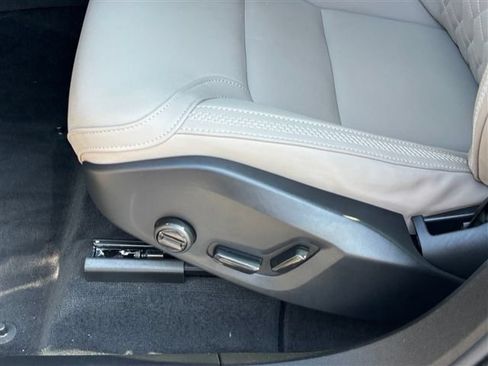 Used 2026 Volvo XC60 B5 Core w/ Climate Package AWD/4WD image 12