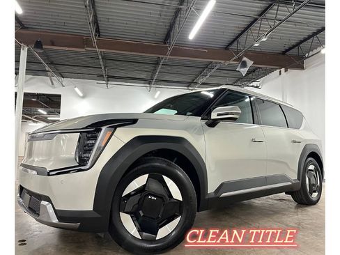 Used 2024 Kia EV9 Wind image 1