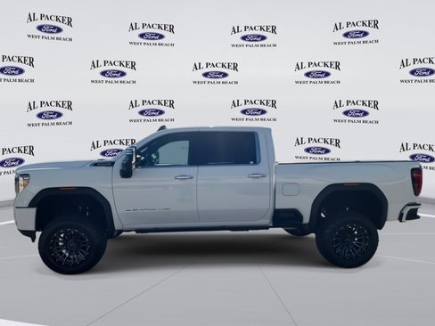 Used 2023 GMC Sierra 2500 Denali w/ Denali Ultimate Package image 2