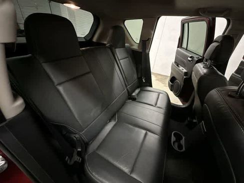 Used 2016 Jeep Compass High Altitude AWD/4WD image 22