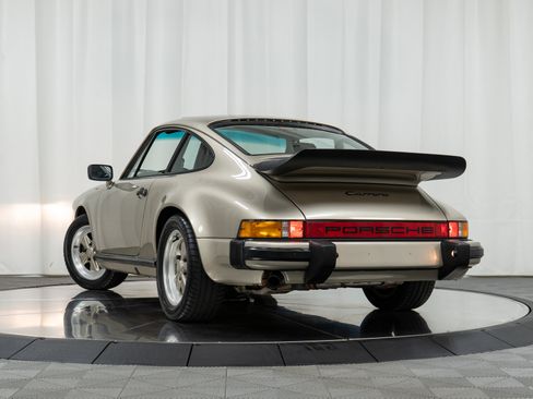 Used 1986 Porsche 911 Carrera image 34