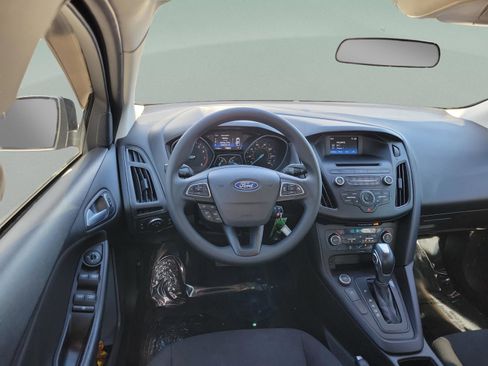 Used 2016 Ford Focus SE image 20