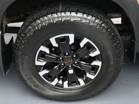 Used 2023 Nissan Frontier PRO-4X w/ Pro Convenience Package AWD/4WD image 5