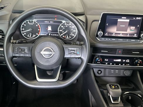 Used 2024 Nissan Rogue SV AWD/4WD image 15