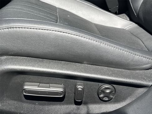 Used 2020 Honda Accord Touring image 13